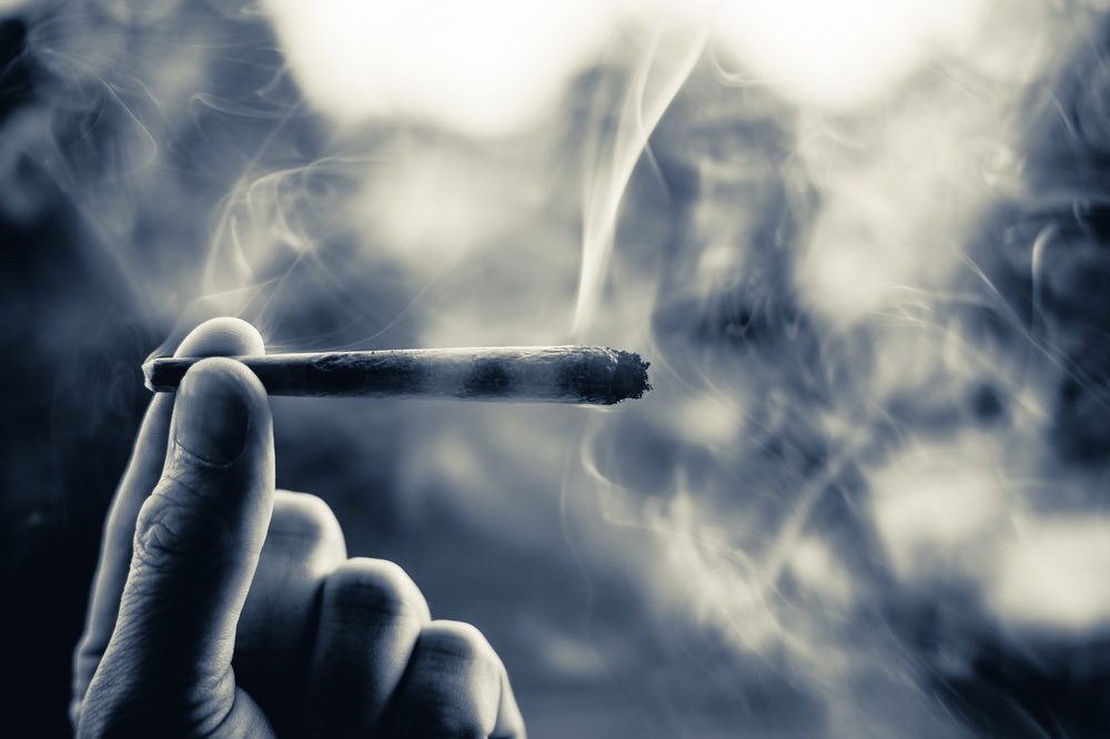 metastatic lung cancer less likely from smoking cannabis