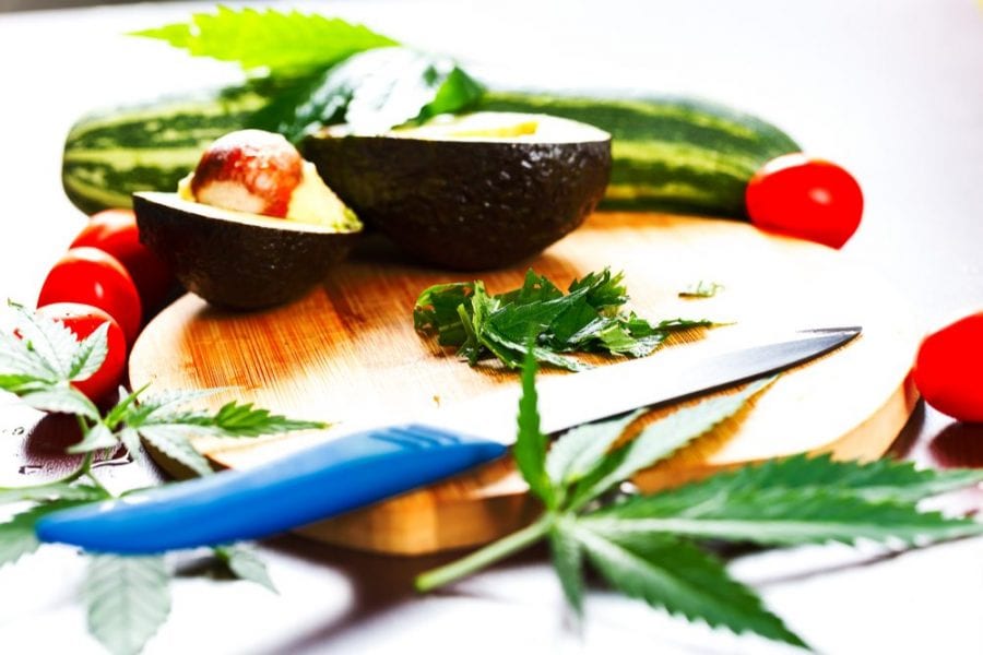 vinaigrette, cannabis, medical cannabis, salad dressing, recipe, cannabinoids, raw cannabis, cannabis buds, medicated vinaigrette, CBD, THC